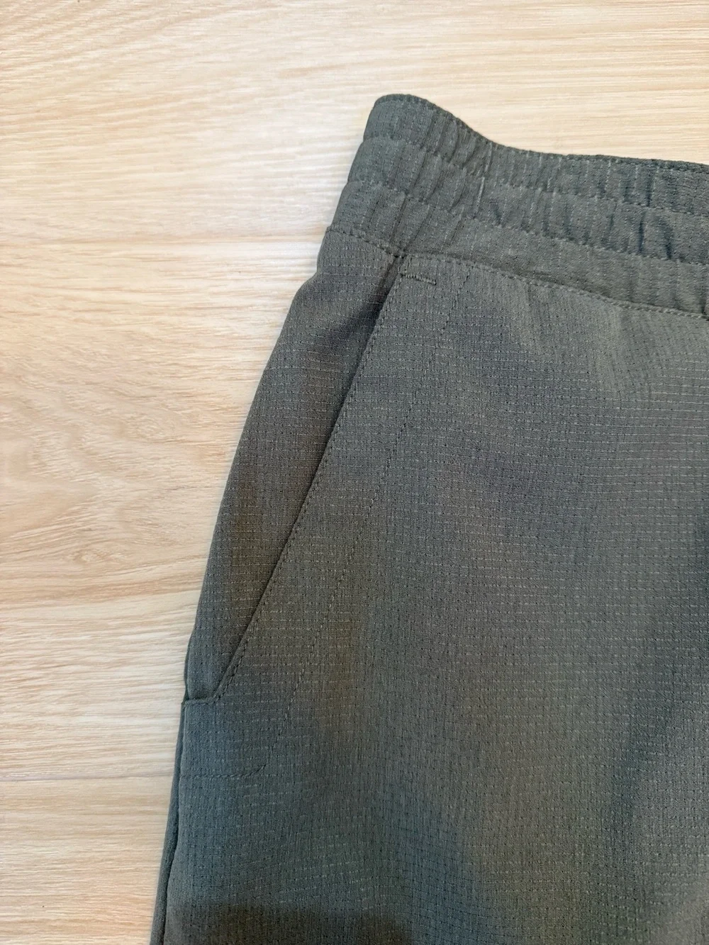 Duluth Trading Dry on the Fly Olive Green Skort Built In Shorts Size 18